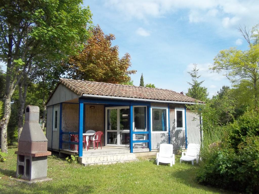 Hôtel Le Clos Fleuri à Médis Extérieur photo