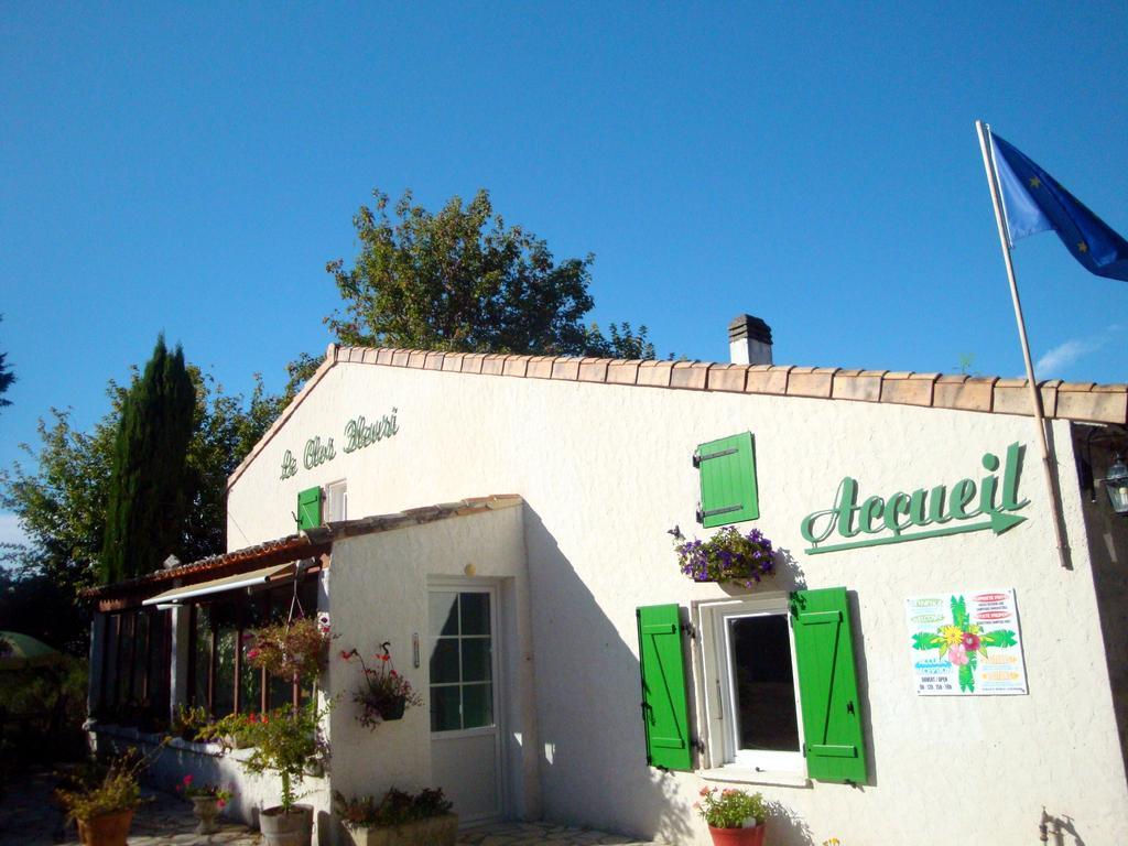 Hôtel Le Clos Fleuri à Médis Extérieur photo